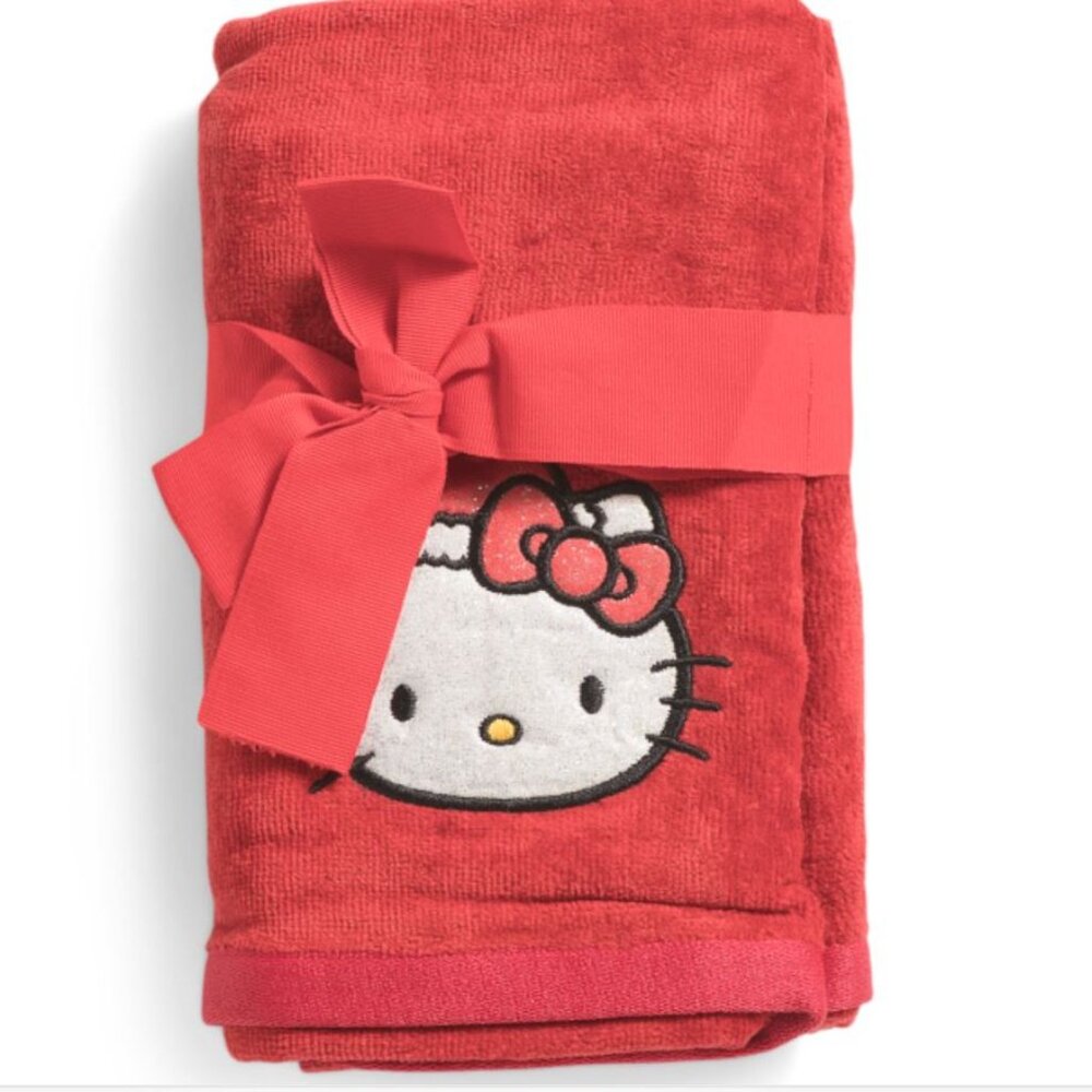 NWT HELLO KITTY Set Of 2 Glitter Hello Kitty Hand Towels